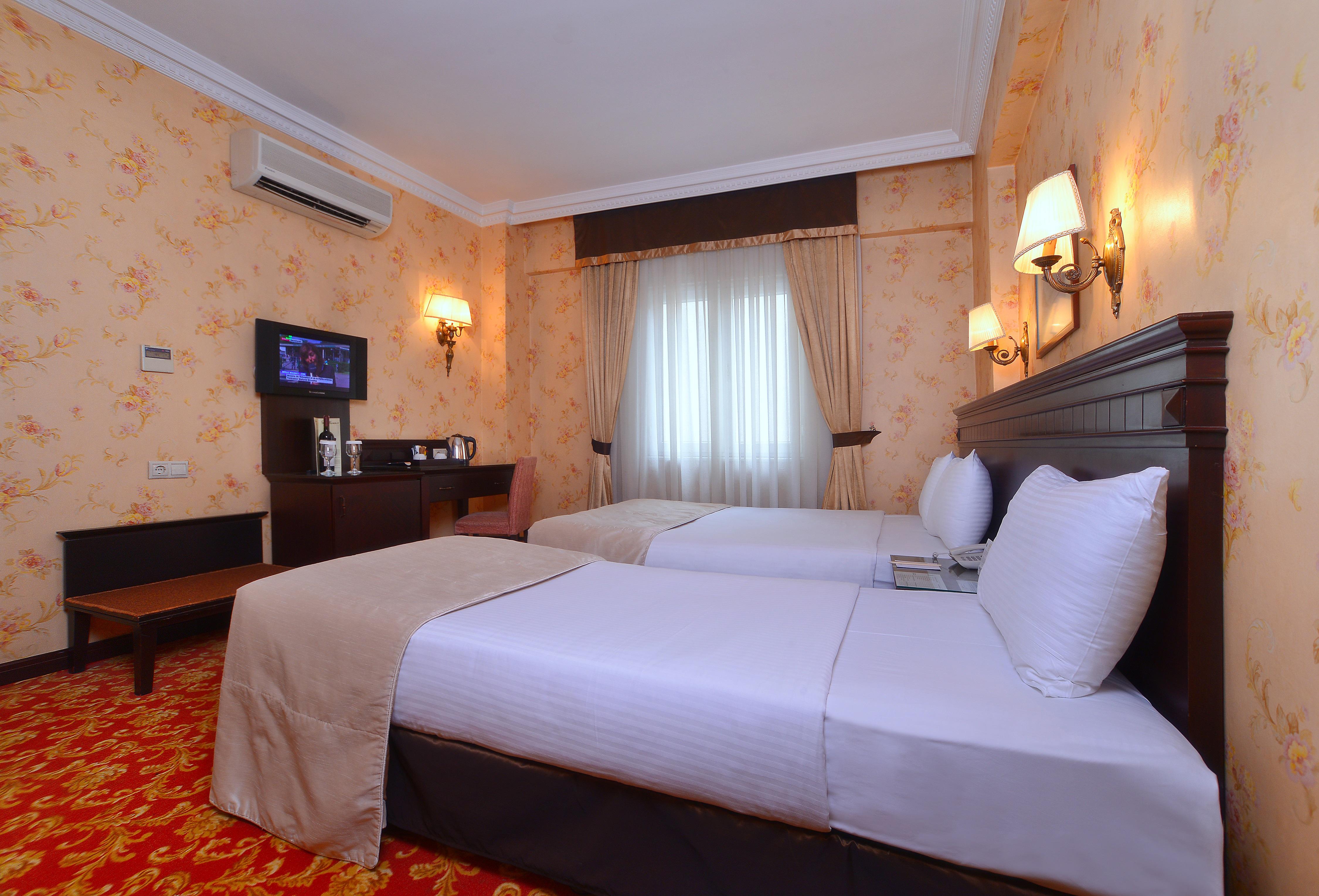 Pera Rose Hotel & Spa Istanbul Exterior photo