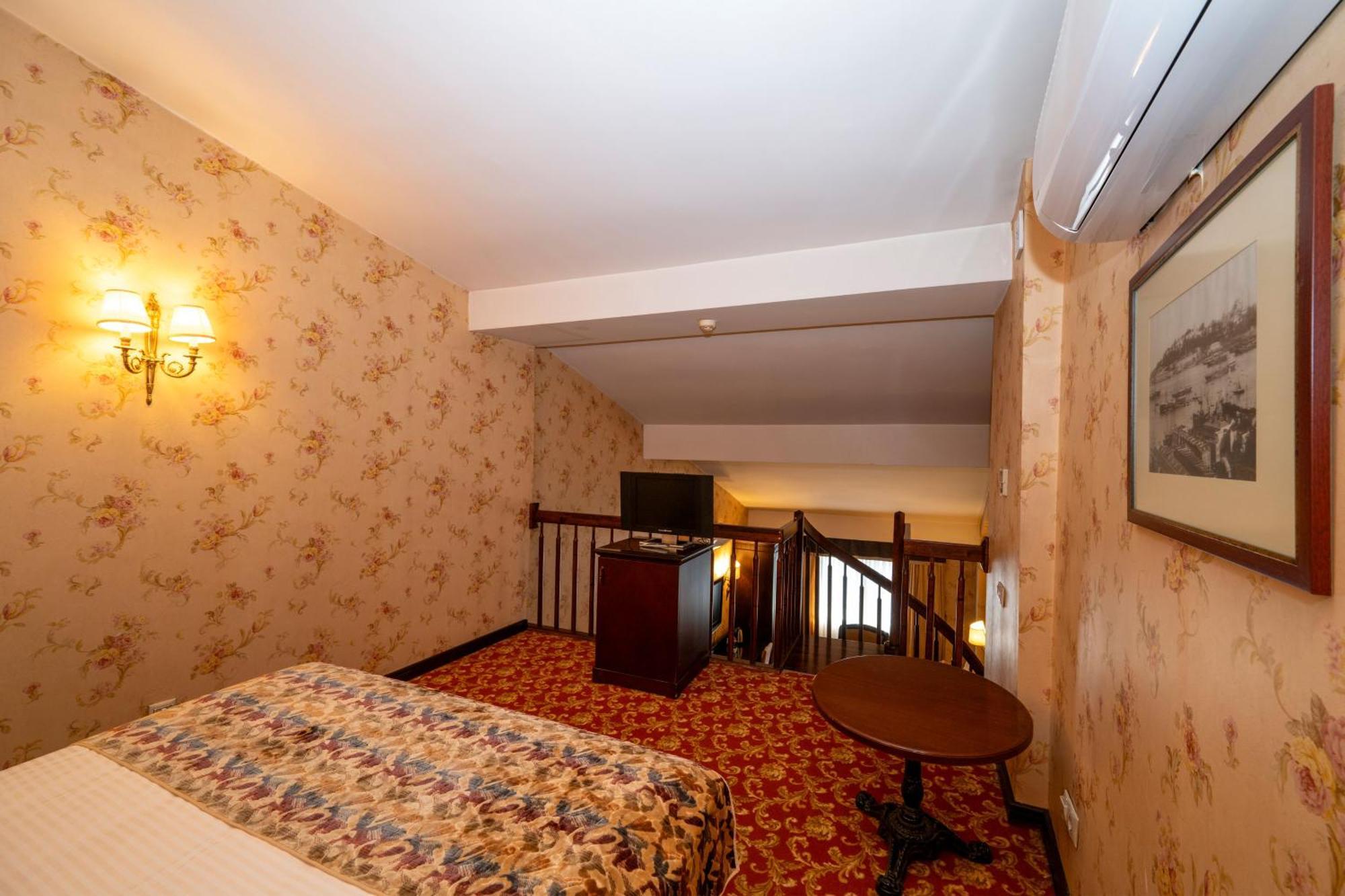 Pera Rose Hotel & Spa Istanbul Exterior photo