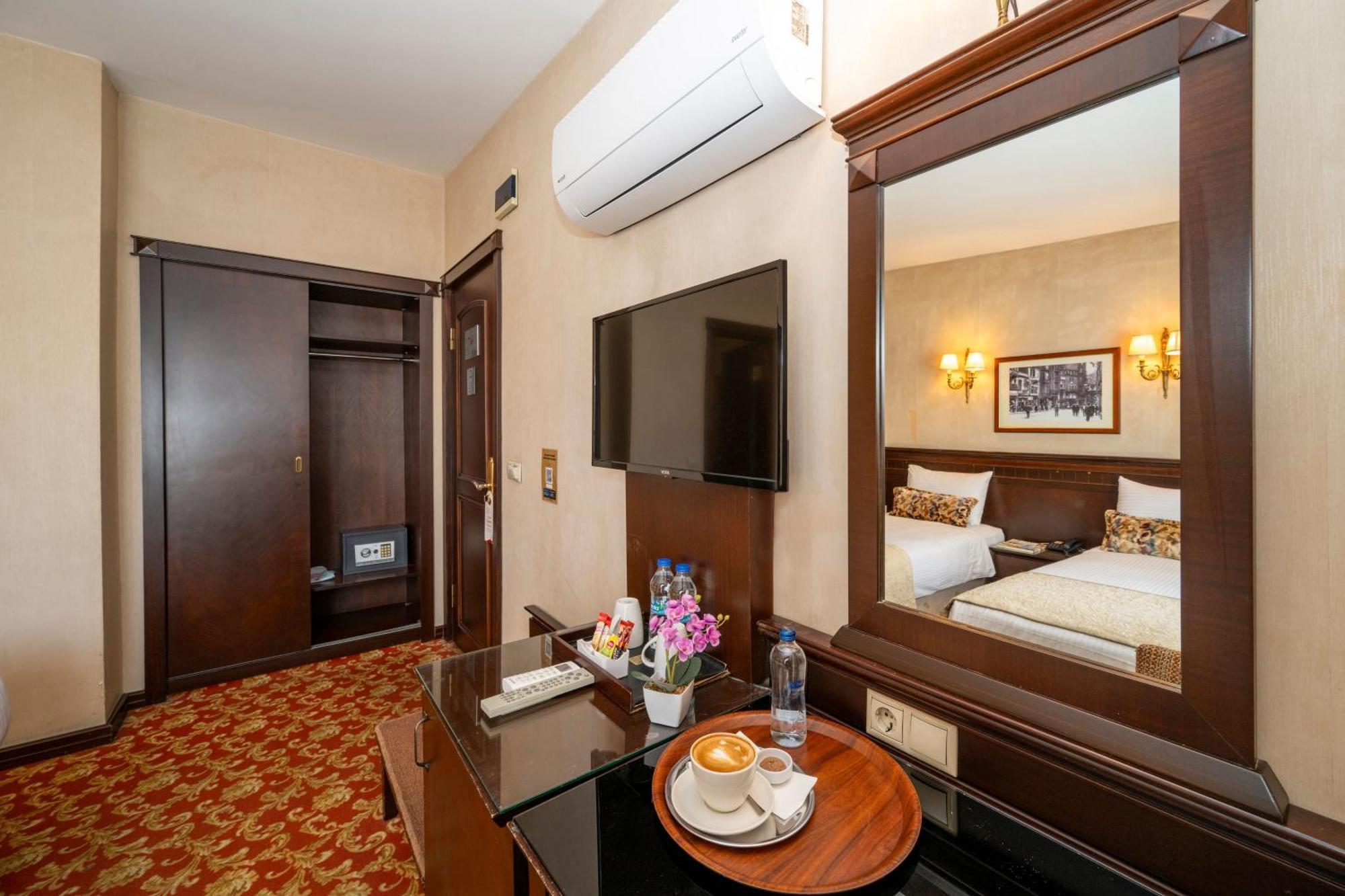 Pera Rose Hotel & Spa Istanbul Exterior photo